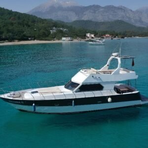 VIP Yat Kiralama Medusa 2 - Kemer'de lüks tekne kiralama deneyimi
